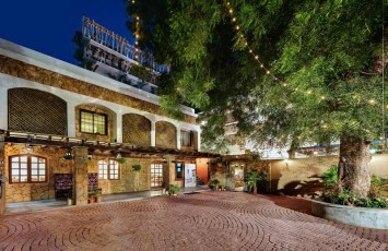 Mani_Mansion_Heritage_Homestay_ahmedabad_Gujarat_10