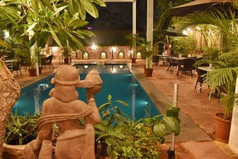 poolside-3